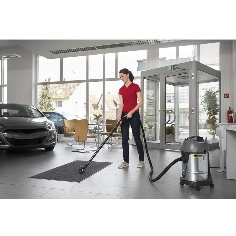 Прахосмукачка за сухо и мокро почистване Karcher NT 30/1 Me Classic
